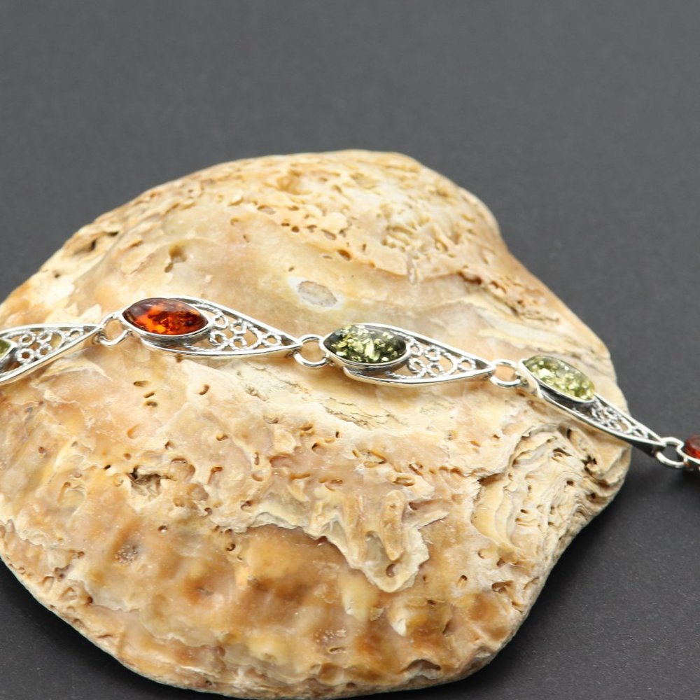 Sterling silver and natural Baltic amber link bracelet - Picture 8 of 13